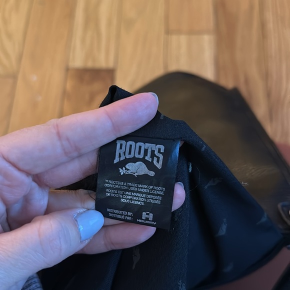 Roots leather bag - Picture 10 of 10